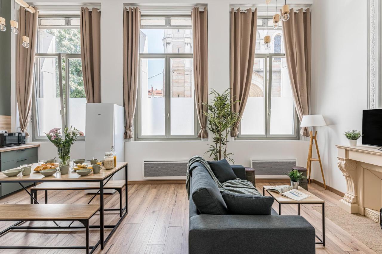 Charmant & Spacieux Appartement En Coeur De Ville Σαιντ-Ετιέν Εξωτερικό φωτογραφία